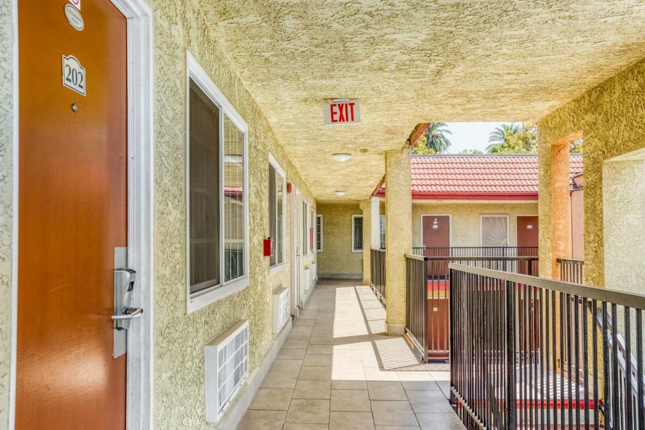 Hotel Whittier, Ca I-605 Екстер'єр фото