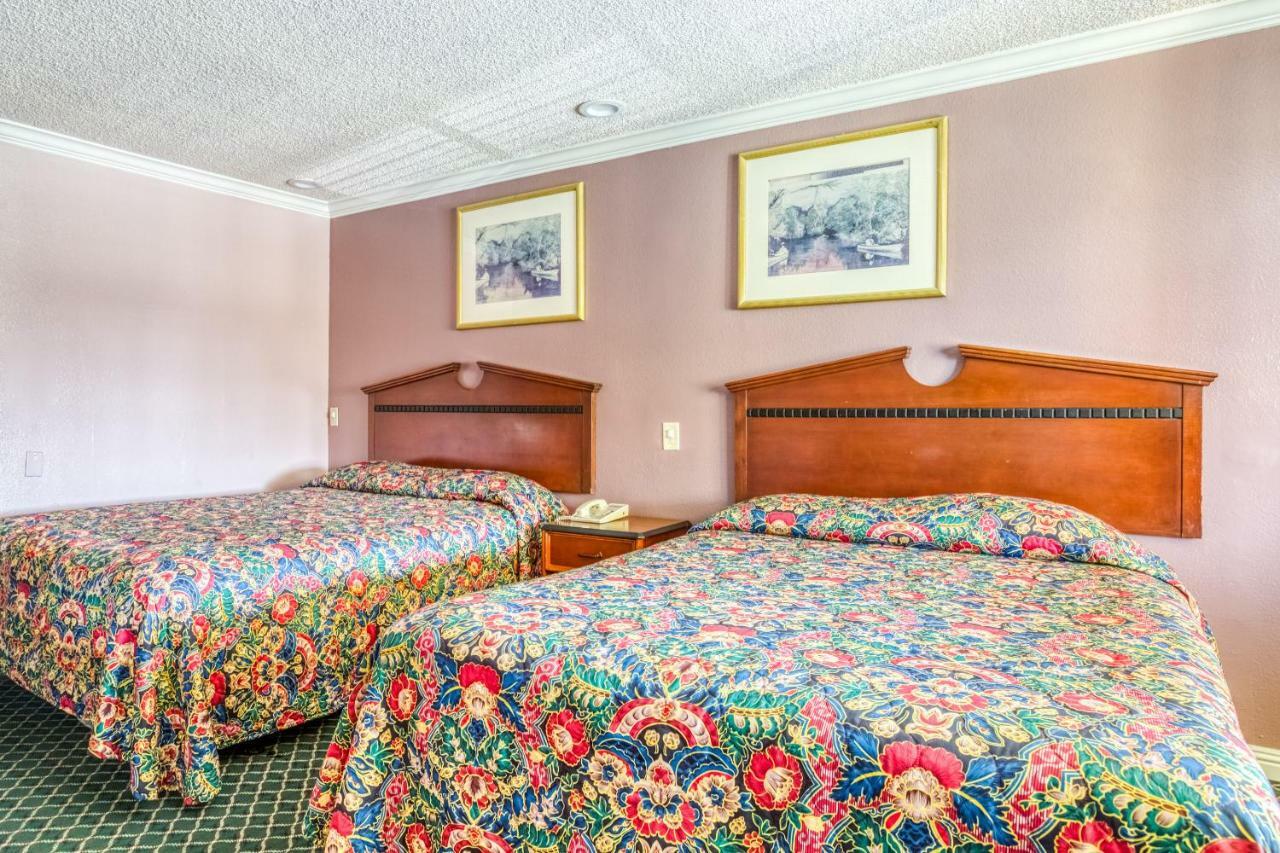 Hotel Whittier, Ca I-605 Екстер'єр фото